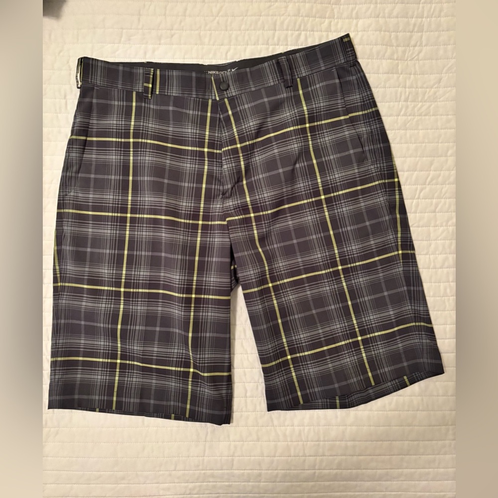 Men’s Nike Golf Shorts